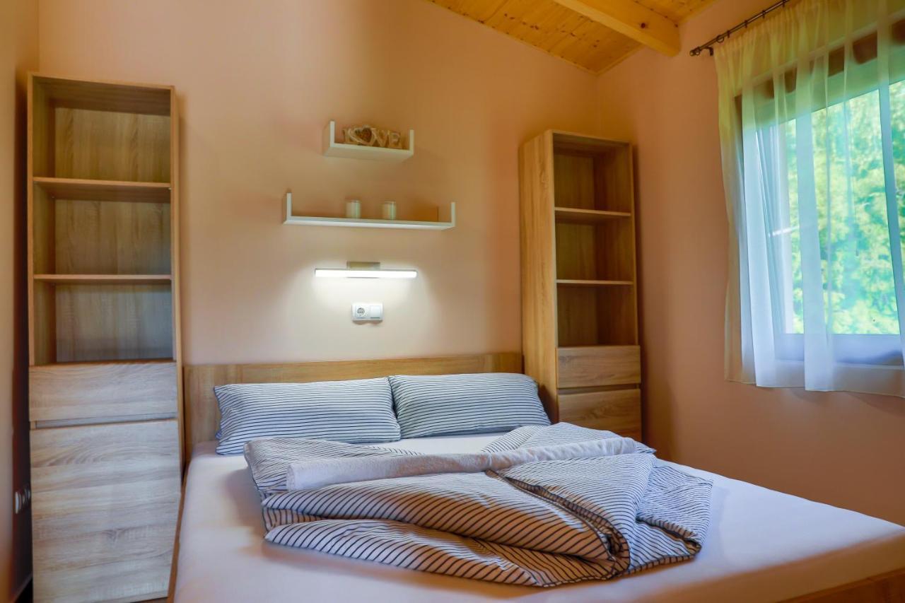 Apartment Hullam Nyaralo Balatonmariafurdo