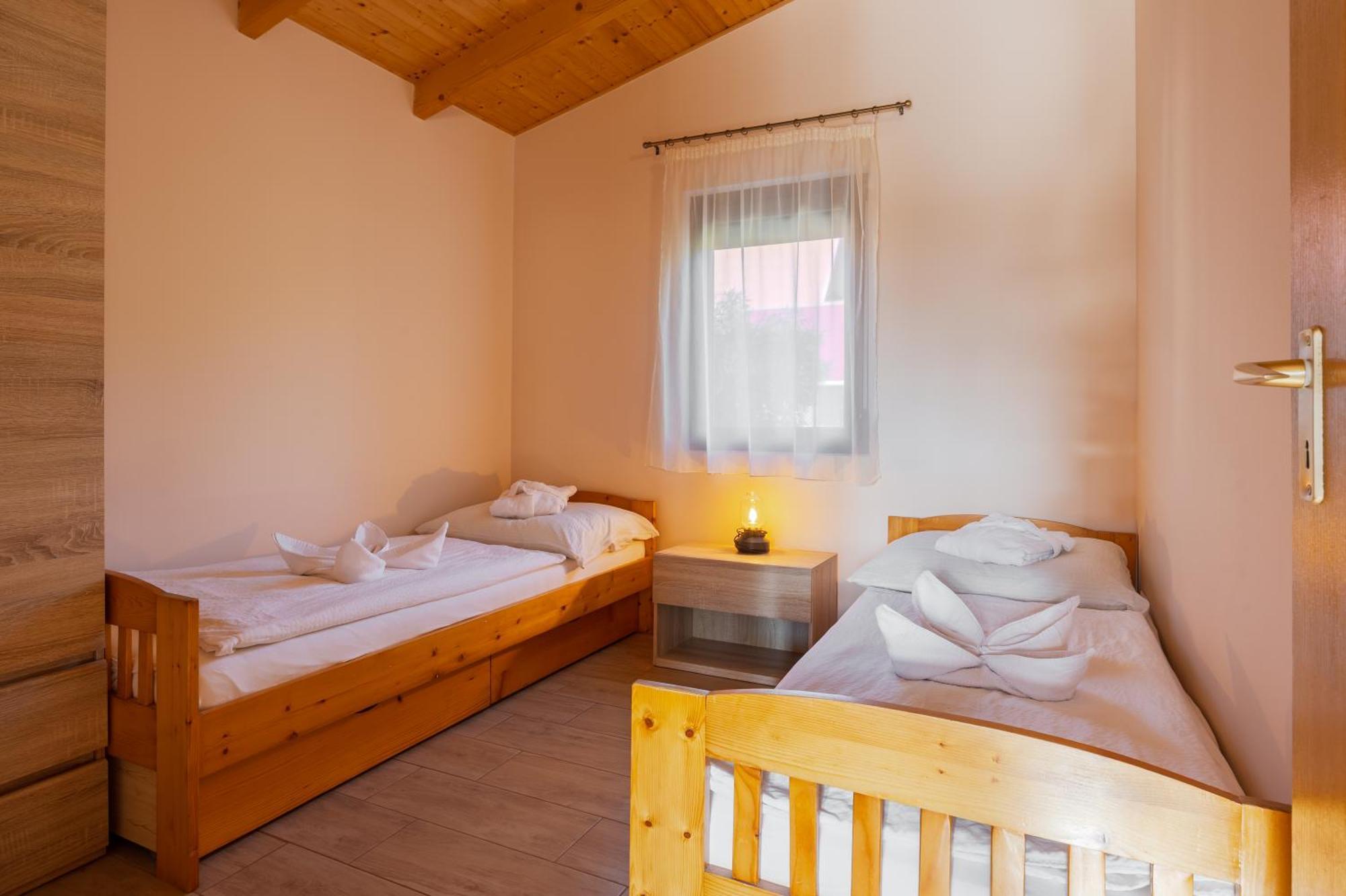 Hullam Nyaralo Appartement